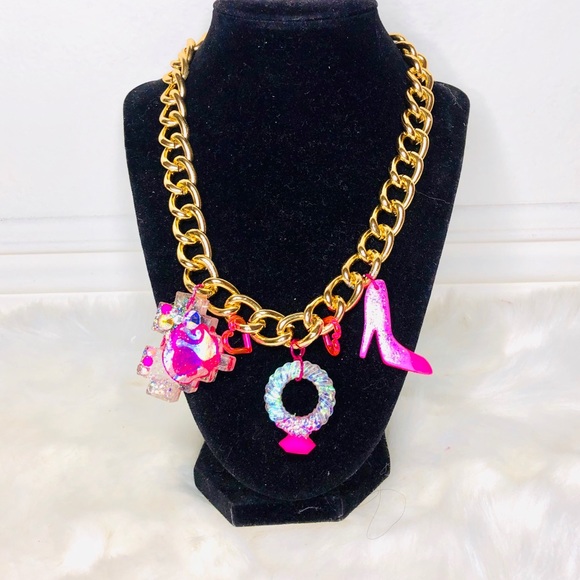 Barbie necklace - Picture 3 of 6